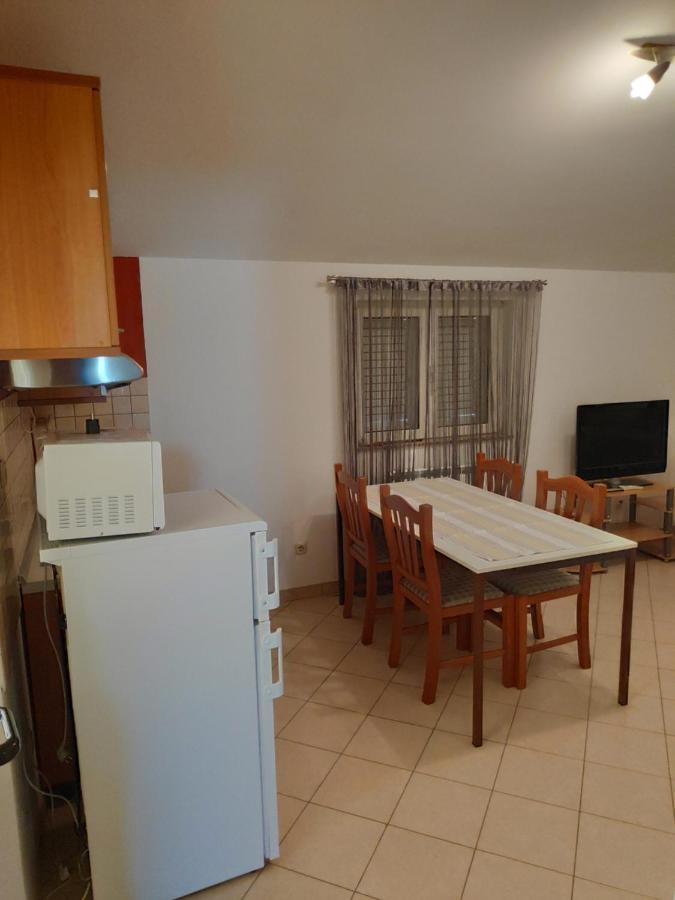Apartments Mario Biograd Na Moru Exterior foto